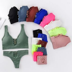 Bras 1 Set Sports - Back Fitness Yoga Batcha Batcha Batch de petite poitrine rassemblée pour montrer de gros seins sexy en forme de U grande exposition