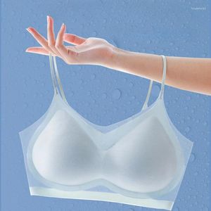 Bras 2pc Été Ultra-Thin Thin Silk Silk Sous-vêtements minces respirant grand coffre montrant une petite suspension Back Sleep Bra