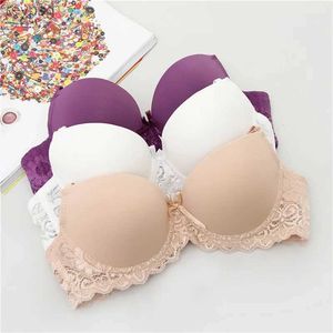 Soutiens-gorge Soutiens-gorge 2017 nouvelles femmes Sexy dentelle sans couture 3/4 tasse soutien-gorge Push Up réglable filles soutien-gorge taille 34A-36B YQ240203