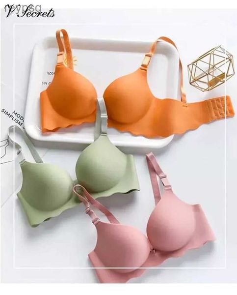 Bras Soutiens-gorge couleur bonbon Soutien-Gorge Corset sans fil une pièce sous-vêtements Sexy rassembler Push Up Lingerie respirante sans couture Bralette Soutien Gorge YQ240203