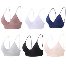 Bras Brass Breathable Obligy Triangle Cup Sports Sports Sports Sports Deep V Bralettes Fitness Yoga Top Womens Crop Topl2405