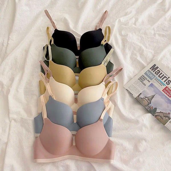 Soutien-gorge coloré sous-vêtements sans couture petite poitrine rassemblée sans anneau en acier épais section mince soutien-gorge une pièce étudiant fille accessoire Brea