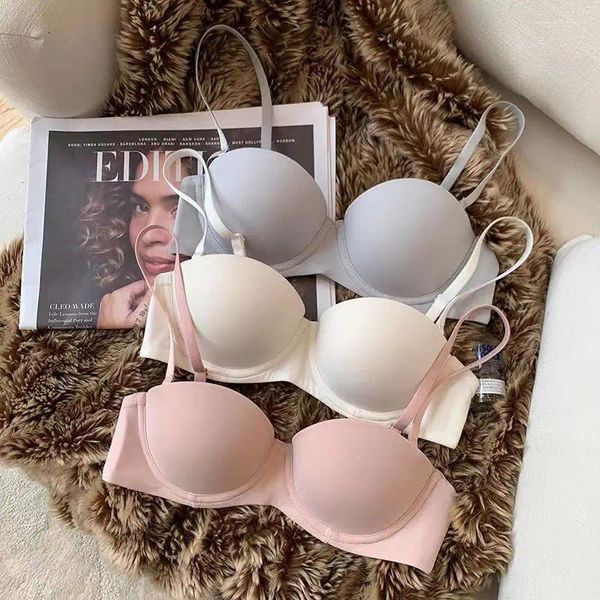 Bras sans couture pour les femmes sous-vêtements doux push up Bra 1/2 tasse de bralette confort invisible Brassiere non-fil a réglable sexy