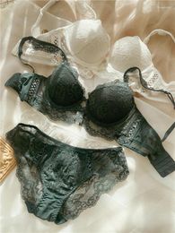 BH's Sets BH Sexy Kant Grote Maat Lingerie Met Onderbroek Pak Verzameld Ondergoed Stalen Ring Bovenste Ondersteuning Vrouwen Comfortabele Bralette