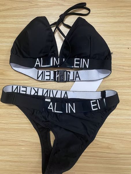 Conjuntos de sujetadores Marca Letras Bordado Negro Sexy Bikini Conjunto T-back Ropa interior Traje de baño Playa