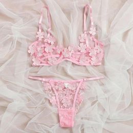 Bras sets broderie lingerie érotique costumes sexy perspective florale en dentelle de soutien-gorge g.