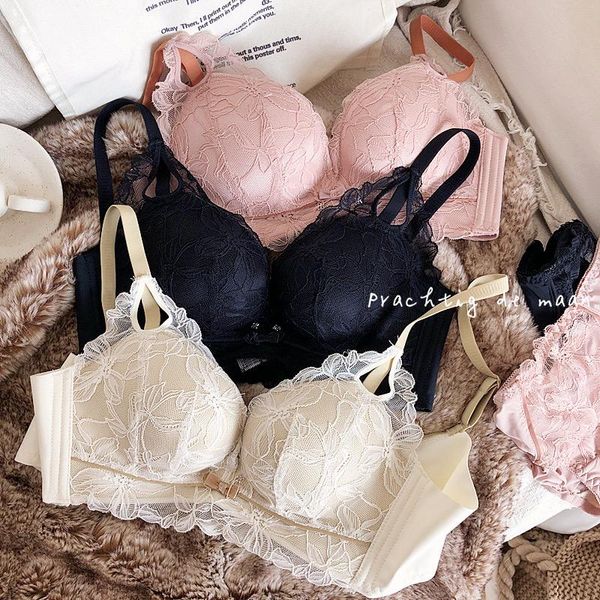 Conjuntos de sujetadores Campo japonés Chicas jóvenes Taza gruesa Íntimos Push Up Bra Set Mujeres Sexy Lace Side Reúna ropa interior ajustable Verde