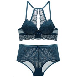 Conjuntos de sutiãs de renda sem costas Conjunto de sutiã e calcinha push up roupa íntima feminina sexy Lingerie larga espessura média forrado A B C Copa 230426