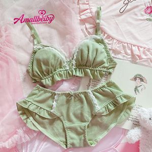 Ensembles de soutiens-gorge Lolita mignon doux ultra mince soutiens-gorge et culotte ensemble princesse sous-vêtements soutien-gorge à volants bref string ensemble pour jeune fille lingerie sexy filles 230325