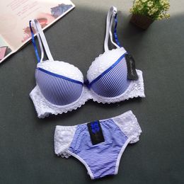 Bras stelt nieuwe sexy string beha set voor dames kanten dame duwen ondergoed bh en panty lingerie maat 32 34 36 38 40 42 44 a b c d dd e cup 230505