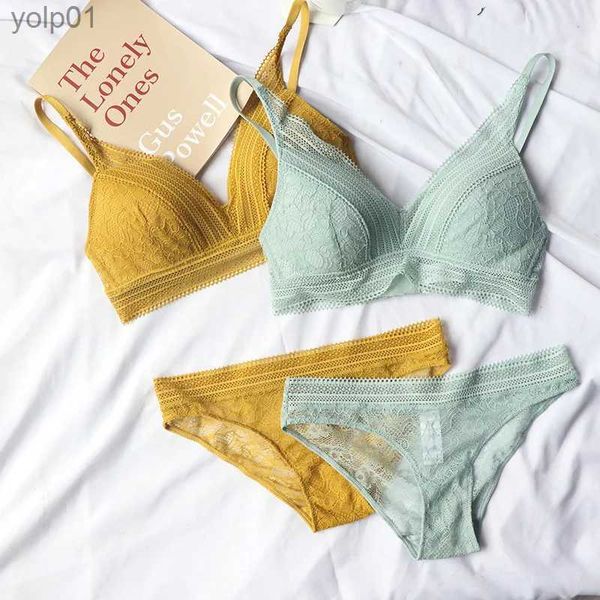 Bras Sets New Women 4 Color Underwear French Wire- Ultra-Thin Bralette Sexy Lace Triangle tasse Push Up Bra Set Cotton Bra et Pantiesl231202