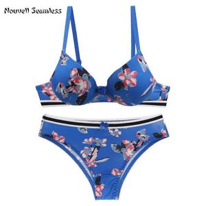 Des soutiens-gorge définissent la marque sans couture de marque sexy archet de boulanges floraux de bouts de soutien-gorge push up en sous-vêtements pour femmes bcde tasse plus taille de taille y240513