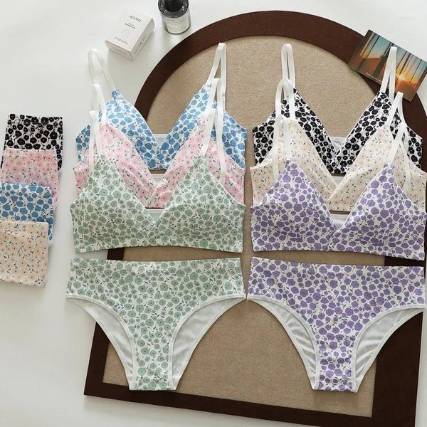 Conjuntos de sujetadores Conjunto de sujetador sin costuras Mujeres Bragas de cintura baja Bralette floral Lencería sexy Gilrls Vneck Brassiere Ropa interior deportiva femenina