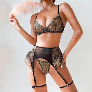 Bras Sets Sexy Lingerie Mesh Patchwork Ruffles sous-vêtements Sous-vêtements Bra et Garters Panty Drivet Luxury Brief Voir à travers Sensual