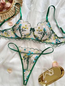 Bras sets sexy lingerie woman brodery Underwear sweet thong tongs 2 pièces ensemble transparent floral érotique intimates vert