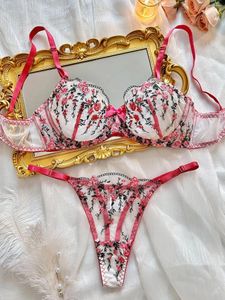 Bras Sets Sexy Mesh Yarn broderie Bra Set Elegant Underwear Fragmented Flower Flower Bralette Transparent Temptation Lingerie