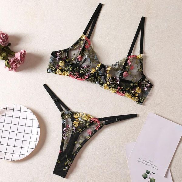 Les soutiens-gorge définissent la perspective sexy lingerie en dentelle fantaisie ensemble 2 pièces de sous-vêtements pour femmes transparentes Voir à travers le soutien-gorge et la culotte de la broderie florale