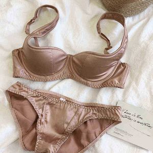 Beha's stelt sexy kleine halve beker bovenop retro -stijl ondergoedset vrouwen gladde beha met stalen ring push omhoog lingerie en slipje T220907