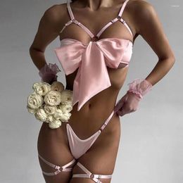 Ensembles de soutiens-gorge en lingerie féminine sexy avec un nœud papillon creux de jeu de soutien-gorge de jambes 4 pièces parfaite pour les vêtements de club et les nuits intimes