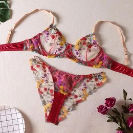 Bh's Sets Ondergoed Zomer Mooie Pastorale Kleine Bloemen Kleur Bijpassende Riem String Stalen Ring Bh Slips Sexy Erotische Lingerie Set