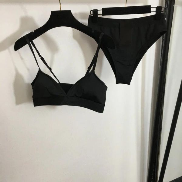 Soutien-gorge Ensembles Sous-vêtements avec une sensation féminine rassemblée sans anneaux en acier Sports décontractés Trace Débardeur Portant un soutien-gorge externe