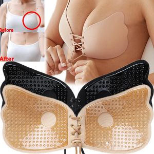 Beha's Siliconen Borststickers Vrouwen Onzichtbare Sexy Beha Naadloze Push Up Borstbloemblaadjes Lingerie Zelfklevende Kleverige Ondergoed Bralette 231115