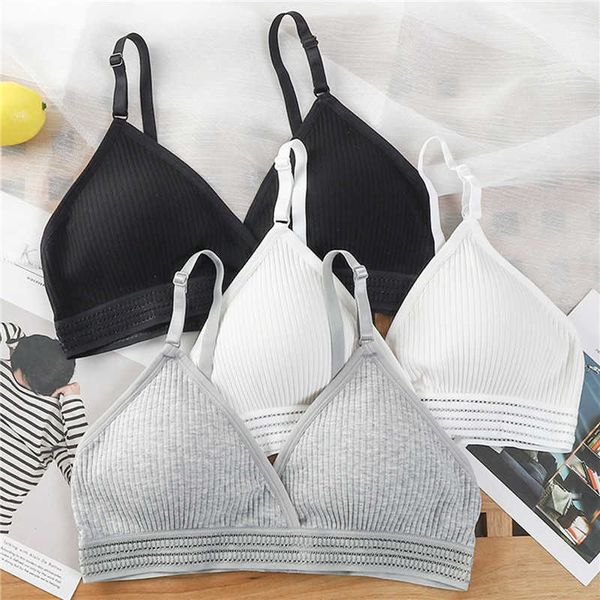 Sujetadores Mujeres Yoga Sujetadores deportivos Triangle Cup Ropa interior Mujer Transpirable Envuelto Tubo Top Sexy Belleza Volver Ajustable Sling Bra Chaleco agradable P230512