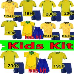 Brasil rétro Kid Soccer Jerseys Ronaldo 1957 85 88 91 93 94 98 00 02 04 Ronaldinho Kaka R. Carlos Camisa de Futebol Brazils Football Shirt Rivaldo Classic Vintage Jersey