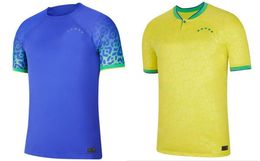 Maillots de football de l'équipe du Brésil Boîtes mystères Promotion de liquidation de maillot Toute saison Hauts de football de qualité thaïlandaise Vierge ou joueur neuf avec étiquettes cueillies à la main au hasard