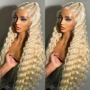 Braziliaanse 613 Blonde Diepe Golf Frontale Pruiken 13x4 Kant Pruik Gekleurde Remy Krullend Voor Menselijk Haar Voor Vrouwen