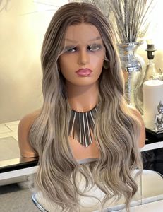Braziliaans menselijk haar Aangepaste kleur Melk thee grijs 150% 4 * 4 Lace front Wig