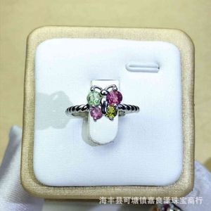 Turmalina brasileña con incrustaciones con 925 anillo de plata viviendo pequeña personalidad mariposa hermosa color cristal transparente