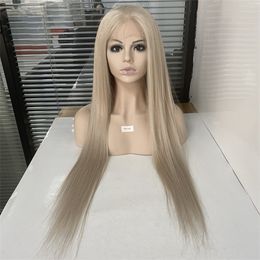 Cheveux humains vierges brésiliens 60 # couleur blonde platine 130% densité soyeuse droite 28 pouces cheveux longs pleine perruque de dentelle pour femme blanche