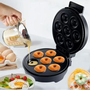 Makers à pain Donut Making Machine Breakfast Dessert 220V Kitchen Momening Appliances gâteau à 7 trous et gâteau rond