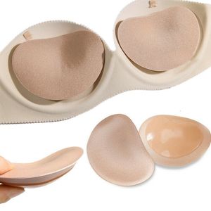 Coussinet de poitrine 1 paire Inserts en silicone dans le soutien-gorge rembourré pour maillot de bain Push Up Fill Brassiere Patch Pads Femmes Intimates Accessoires 230628