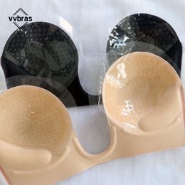 Coussinet de poitrine Sexy Silicone Nipple Cover Bra Pads Adhésif Réutilisable Invisible Lift Up Tape Pétales Pour Robe De Soirée Accessoires 230614