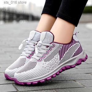 Ademende jurk Running Niet-slip vrouwen joggen voor lichtgewicht lopende casual sneakers comfortabele dagelijkse bergbeklimmen T230826 57 Comtable