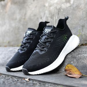 Baskets respirantes Chaussures de course pour l'été 2020 Plate-forme confortable Personnalisez votre logo sur la semelle intérieure Dropping Accepted yakuda Training Sneakers