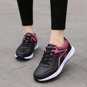 Sports respirants automne et hiver âgés à fond plat à fond léger léger pour femmes d'âge moyen Chaussures décontractées anti-skid maman 89985