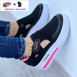 Mesh respirant Mesh Nouveau coin Casual Sport Chaussures Plus taille sans glissement Femme Outdoor Walking Designer Chaussures de randonnée Plateforme de baskets pour femmes