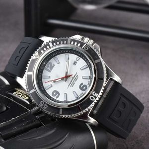 Breiting Watch Super Ocean Series Quartz Bretiling Watches Rubber 1884 Trendy Breightling Polshorloge Montre de Luxe B259