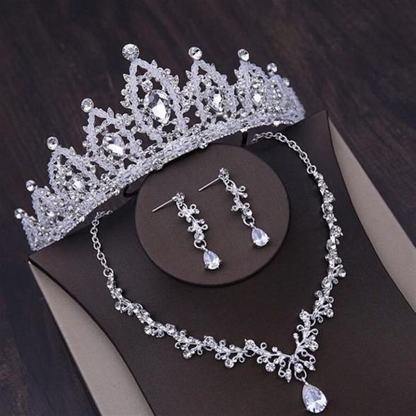 Couronne de mariée Coiffes robe de mariée fête banquet accessoires de mode designer incrusté de cristal blanc brillant strass femmes gi273I