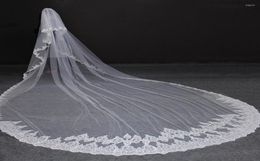 Bruidssluiers Hoge kwaliteit 5 meter Nete Sparkle -pailletten Lace Edge 2t Wedding Veil met kam 5m lange luxe 2 lagen1178712