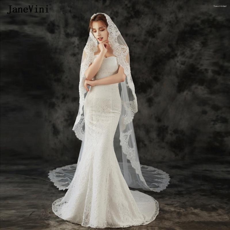 Brudslöjor Janevini Real Po 3M One Layer Wedding Veil med Comb White Lace Edge Ivory Appliced ​​Cathedral