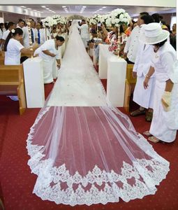 Velos de novia Velo de novia de lujo de 10 metros de largo con cubierta de peine Lentejuelas ostentosas Borde de encaje Accesorios de 2 capas