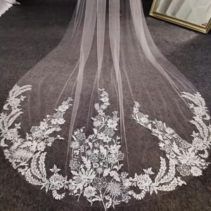 BRIDAL VEILS ECHTE POS Bloem Koer Appliques 2 Tier Wedding Veil Soft Tule 3 M Lange T met Comb -accessoires