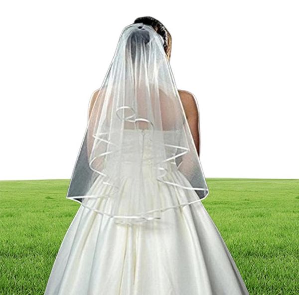 Veaux de mariée en tulle crinket ourlet Veille de mariage courte accessoires de tête de mariée mantille avec combinaison avec combinaison
