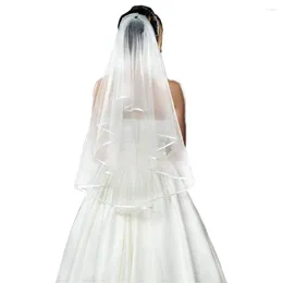 Bridal Veils Wedding For Bride Tulle Veil court avec une douche de peigne Bachelorette Hen Party Robe