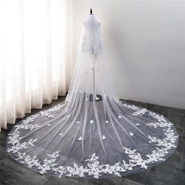 Voiles de mariée Blanc / Ivoire Mariage Long Bord De Dentelle Floral Deux Couches Face-Couvert Blush Applique Voile Avec Peigne Velo De Novia