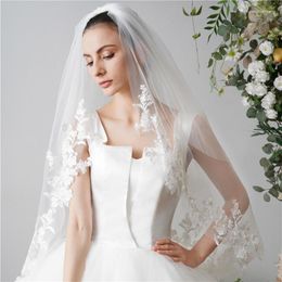 Voiles de mariée Blanc Femmes Voile Appliques Dentelle Bord Court Mariage Avec Peigne Catholique Mantilla Pour L'église Tête Couvrant Écharpe